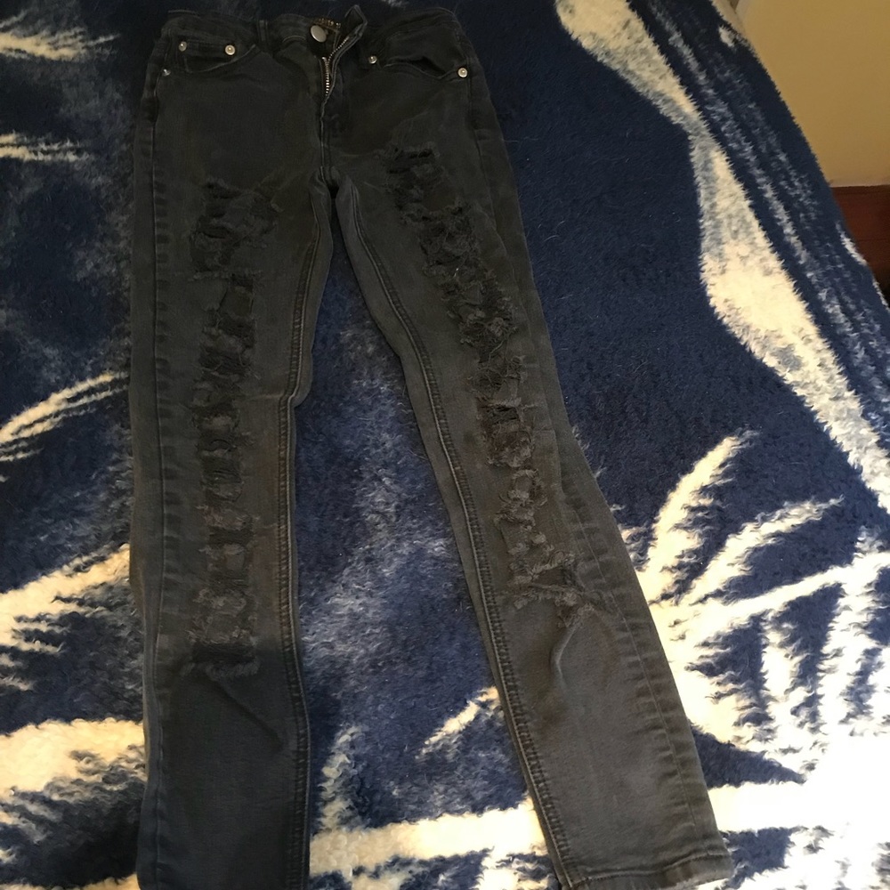 Ripped black jeans